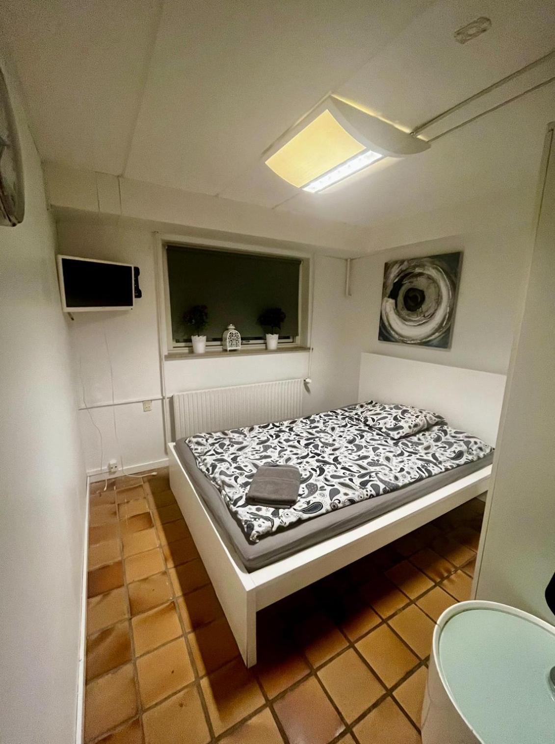 Barneys Rooms Hundige ภายนอก รูปภาพ